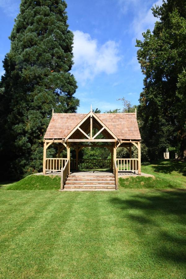West Lodge Park Barnet Exteriör bild